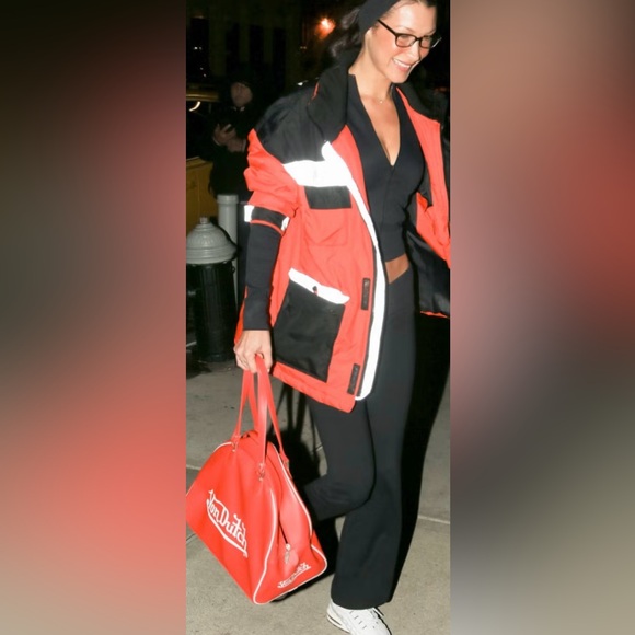 Von Dutch Bold Orange Travel Bag - Picture 9 of 9